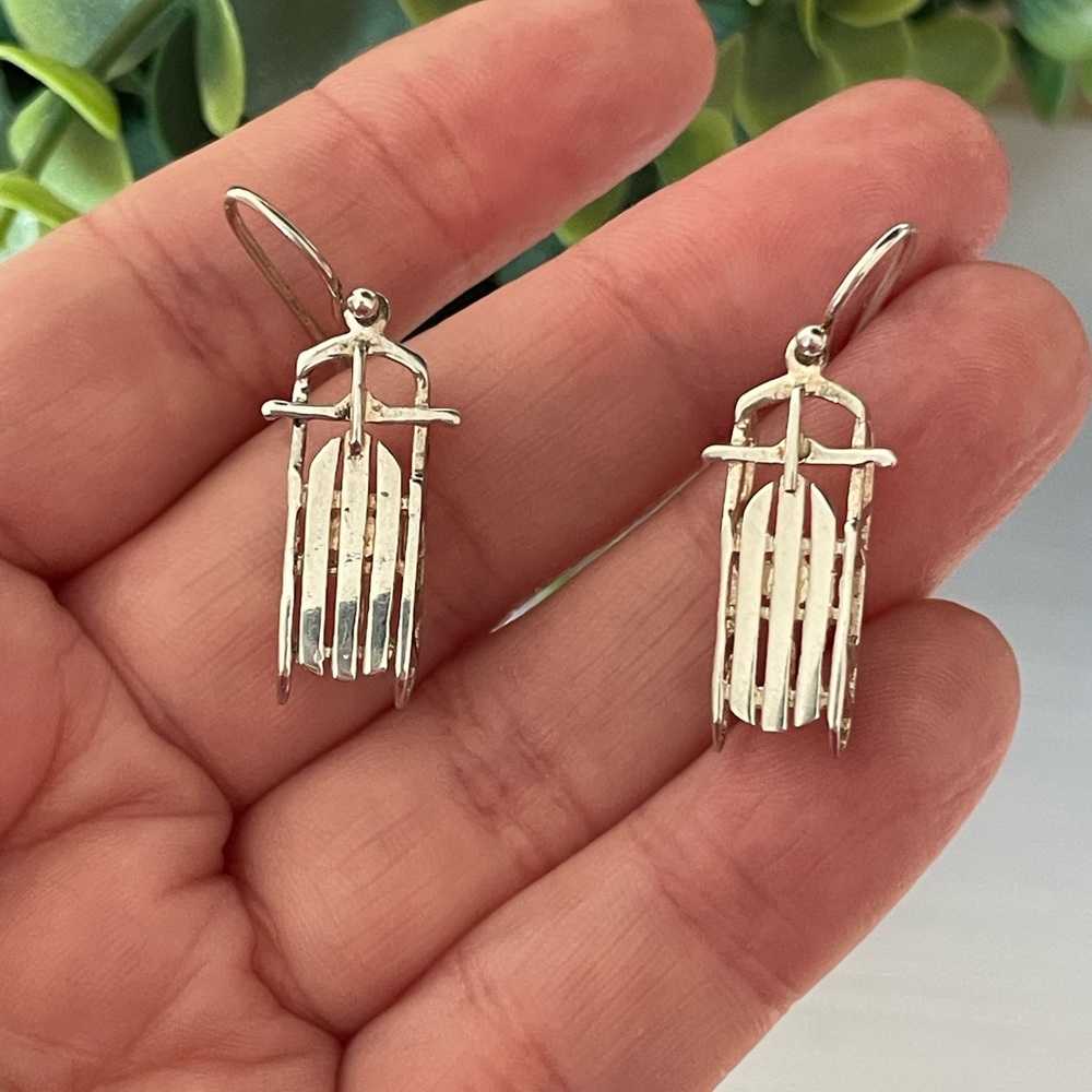 Designer Mark Sterling Silver Sled Hook dangle Earrings 925 1.25 Inches length